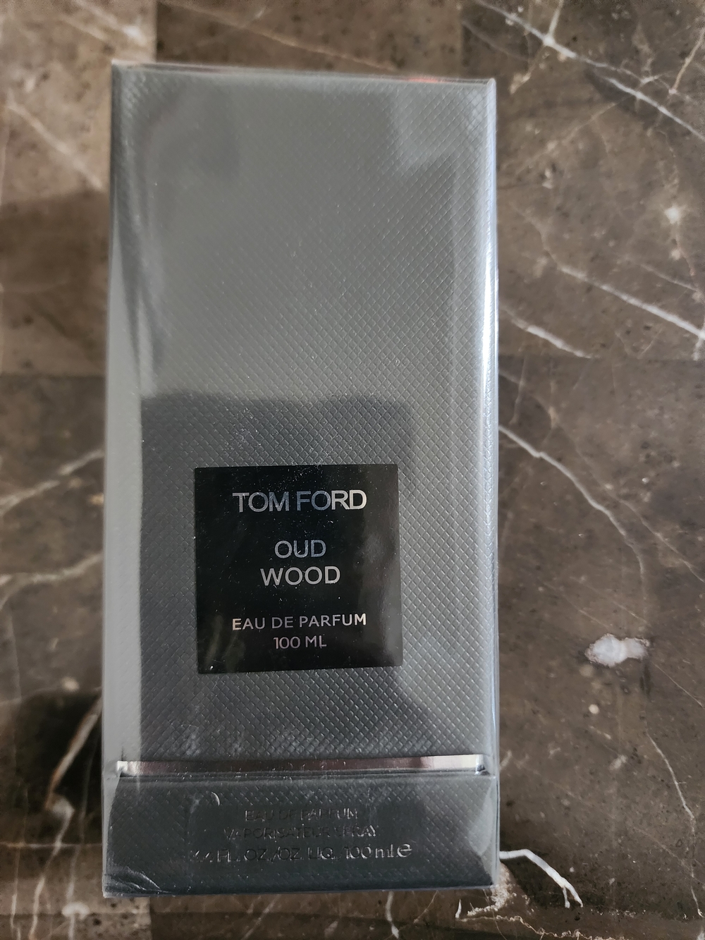 Tom Ford Oud Wood Eau de Parfum for Men - Silver Gray